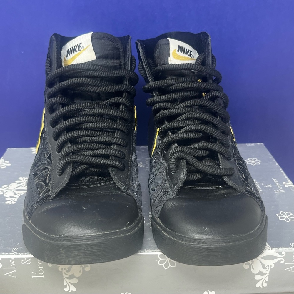 Nike Blazer mid sneakers Velvet floral Black gold swoosh - Picture 3 of 10